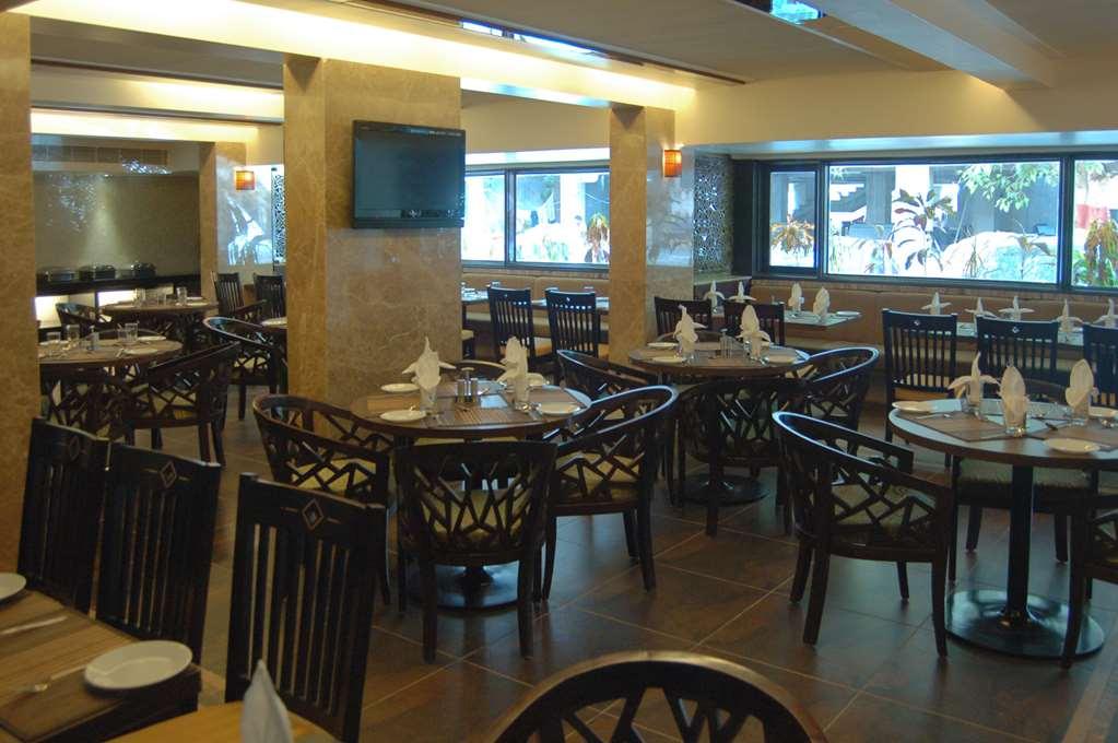 Comfort Inn President Near Ahmedabad Junction Station Restaurant billede