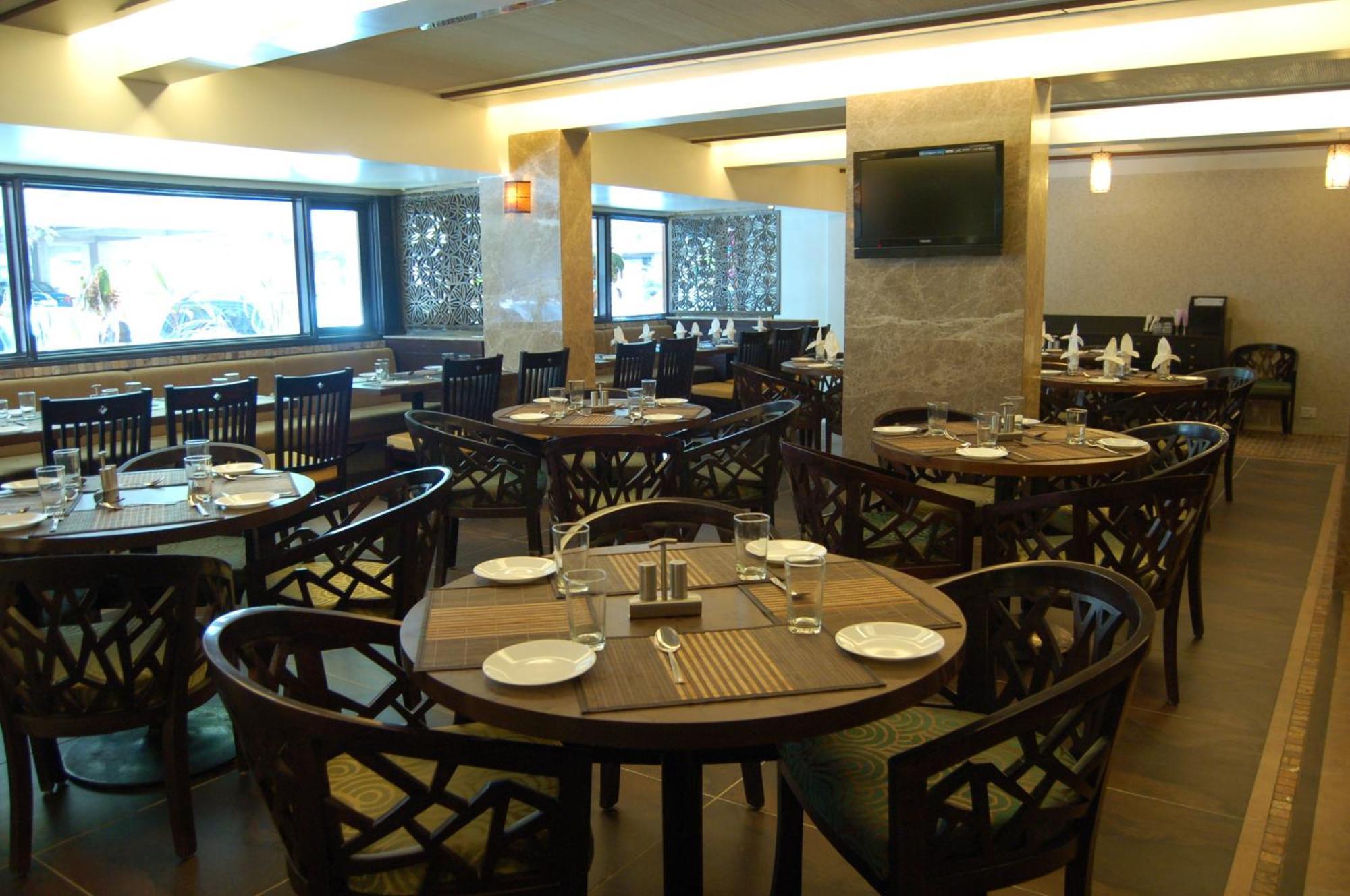Comfort Inn President Near Ahmedabad Junction Station Eksteriør billede
