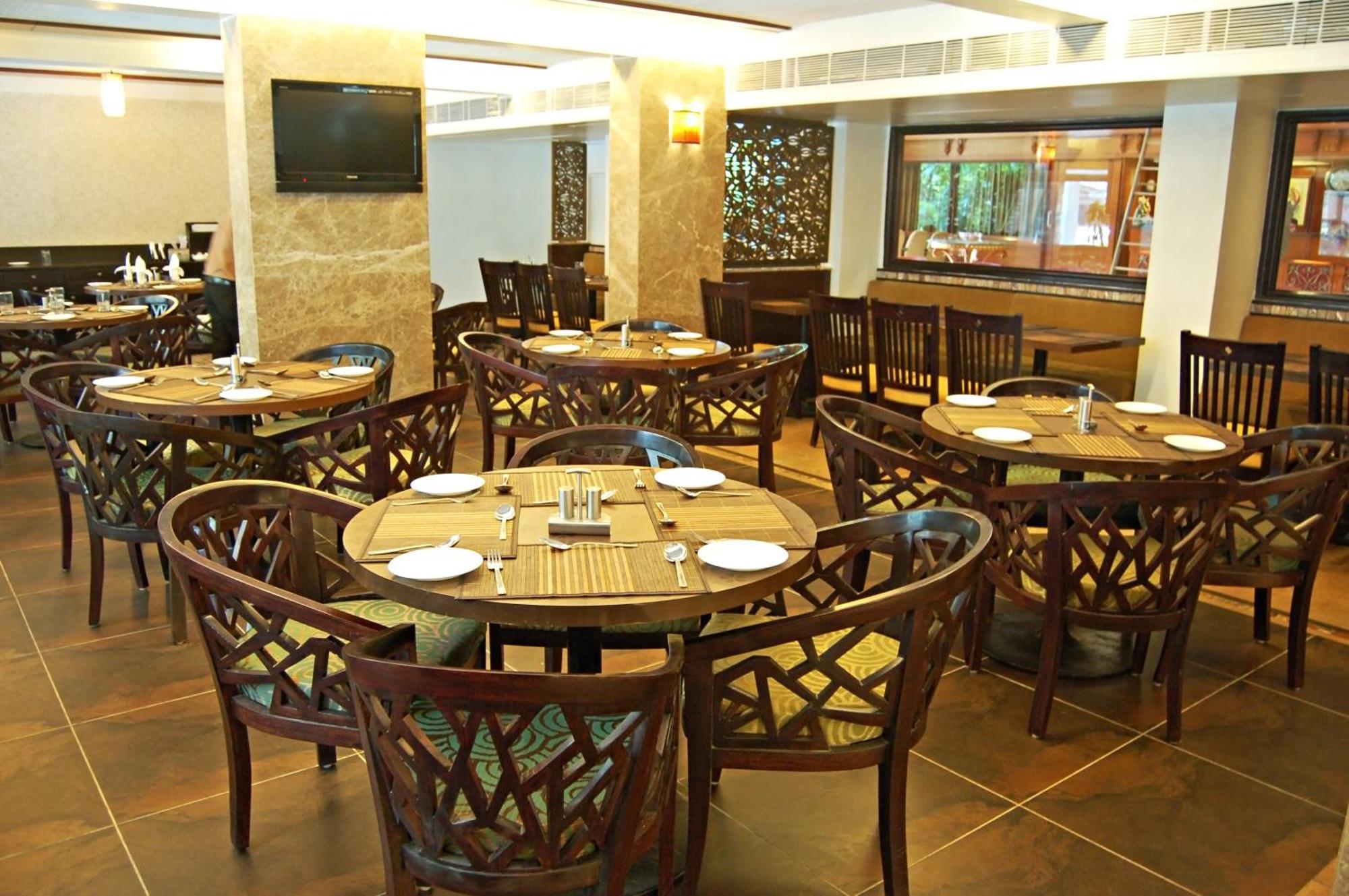 Comfort Inn President Near Ahmedabad Junction Station Eksteriør billede